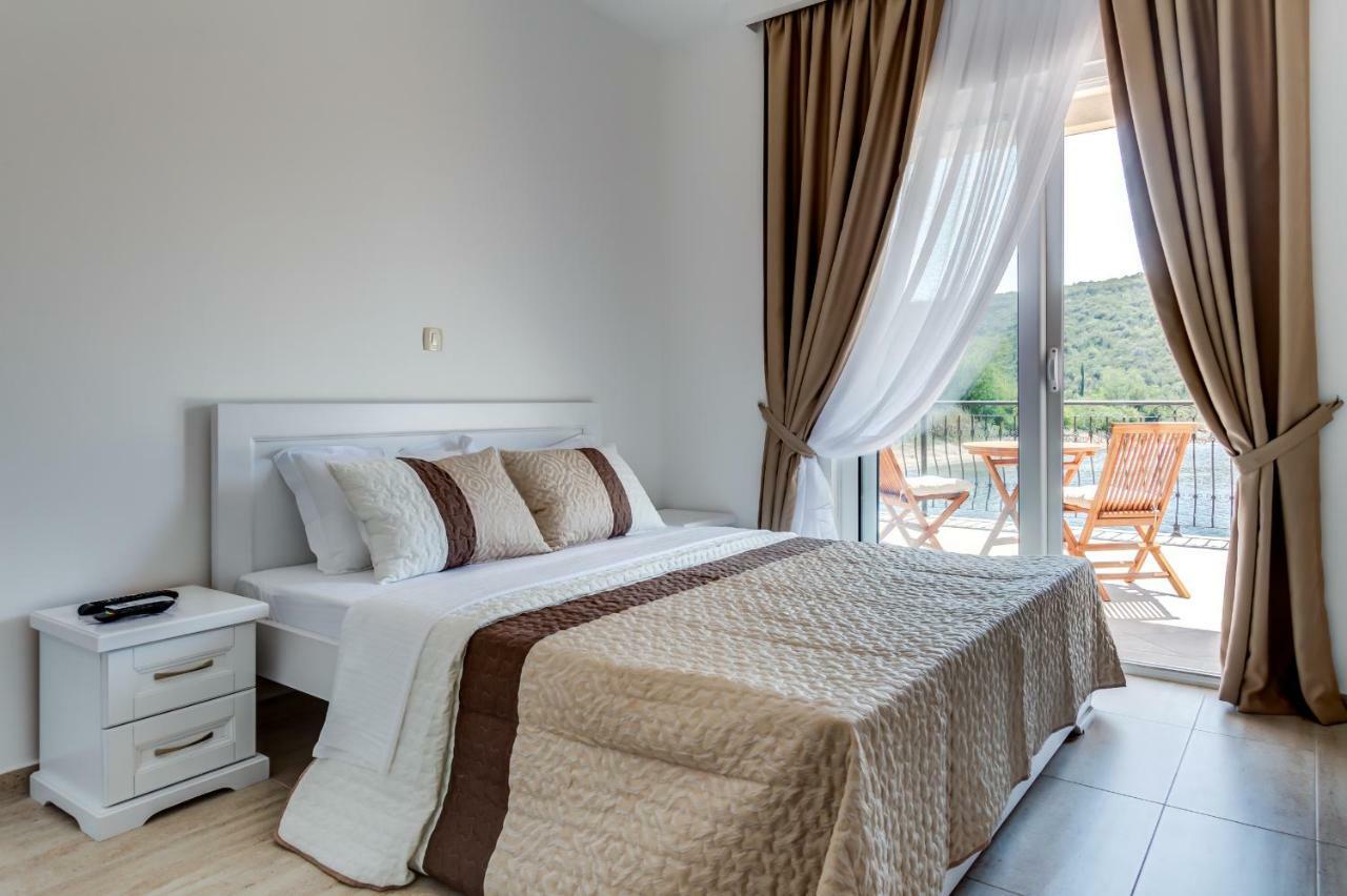Villa San Apartments Tivat Luaran gambar