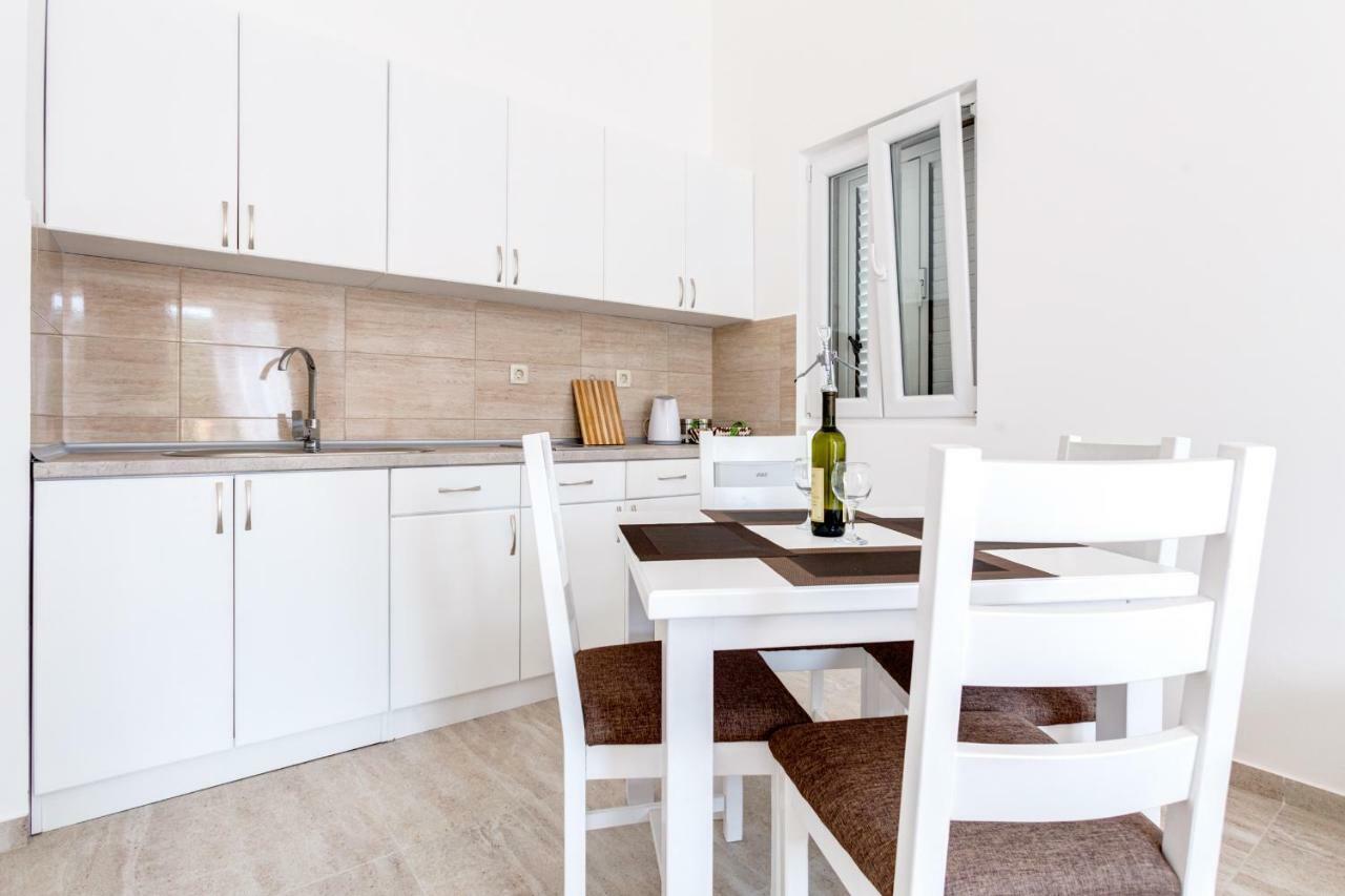 Villa San Apartments Tivat Luaran gambar