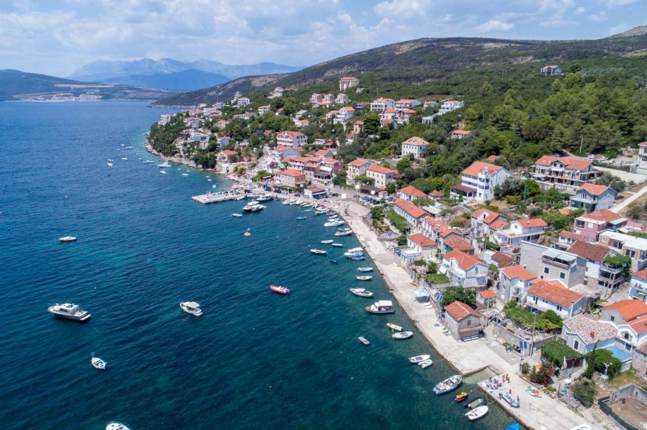 Villa San Apartments Tivat Luaran gambar
